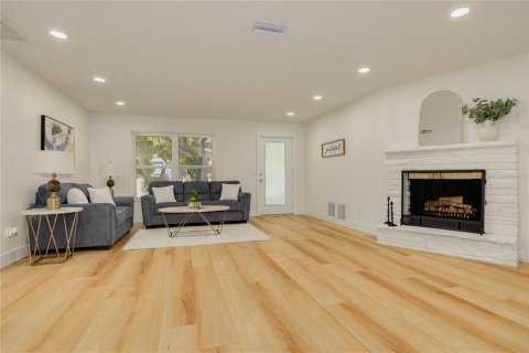 Villa ou maison à vendre à Clearwater, Floride: 3 chambres, 148.64 m2 № 2415329 - photo 6