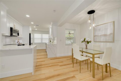 Villa ou maison à vendre à Clearwater, Floride: 3 chambres, 148.64 m2 № 2415329 - photo 10