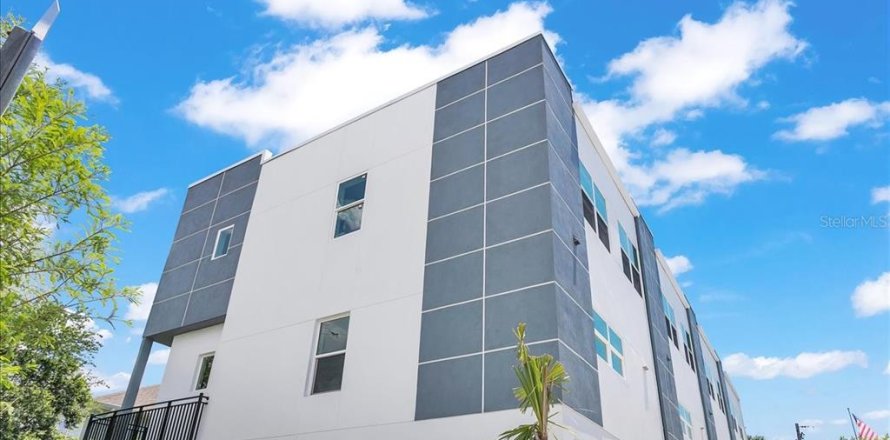 Touwnhouse à Tampa, Floride 4 chambres, 189.33 m2 № 1797988