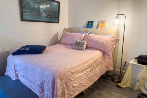 Купить таунхаус в Майами, Флорида 2 спальни, 97.55м2, № 1933007 - фото 6