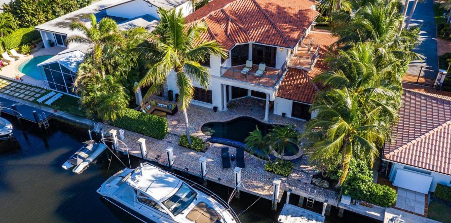 Villa ou maison à Delray Beach, Floride 4 chambres, 398.46 m2 № 1142360