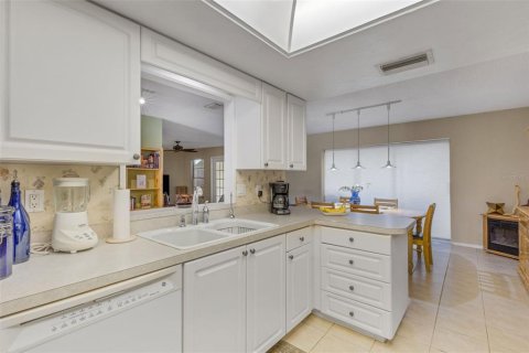 House in Bradenton, Florida 3 bedrooms, 189.71 sq.m. № 2166143 - photo 10