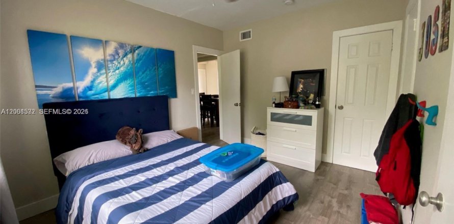 Appartement à North Miami, Floride 2 chambres, 250.56 m2 № 2274074