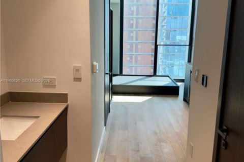 Купить кондоминиум в Майами, Флорида 25.55м2, № 2051742 - фото 2