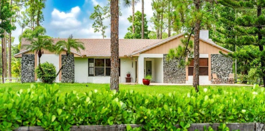 House in Loxahatchee Groves, Florida 3 bedrooms, 159.88 sq.m. № 2087953