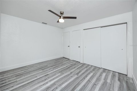 House in Saint Petersburg, Florida 2 bedrooms, 84.73 sq.m. № 2103377 - photo 21