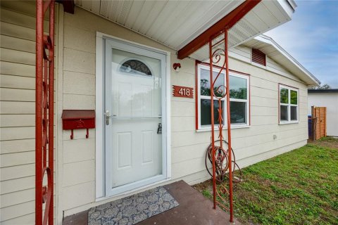 House in Saint Petersburg, Florida 2 bedrooms, 84.73 sq.m. № 2103377 - photo 2