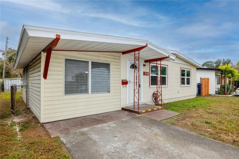 Casa en Saint Petersburg, Florida 2 dormitorios, 84.73 m2 № 2103377