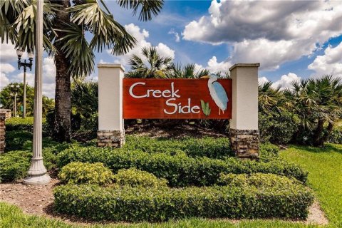 House in Punta Gorda, Florida 3 bedrooms, 184.23 sq.m. № 1690753 - photo 3