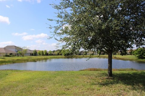 House in Punta Gorda, Florida 3 bedrooms, 184.23 sq.m. № 1690753 - photo 5