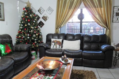 Купить кондоминиум в Майами, Флорида 3 спальни, 139.35м2, № 2001751 - фото 8