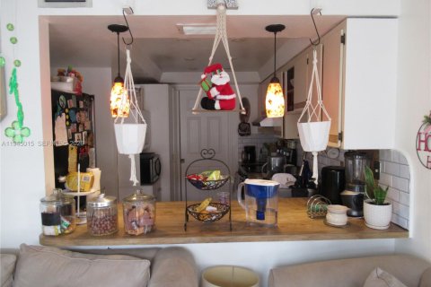 Купить кондоминиум в Майами, Флорида 3 спальни, 139.35м2, № 2001751 - фото 12