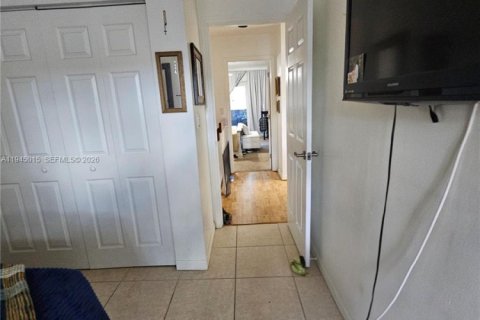 Купить кондоминиум в Майами, Флорида 3 спальни, 139.35м2, № 2001751 - фото 30