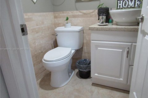 Купить кондоминиум в Майами, Флорида 3 спальни, 139.35м2, № 2001751 - фото 19