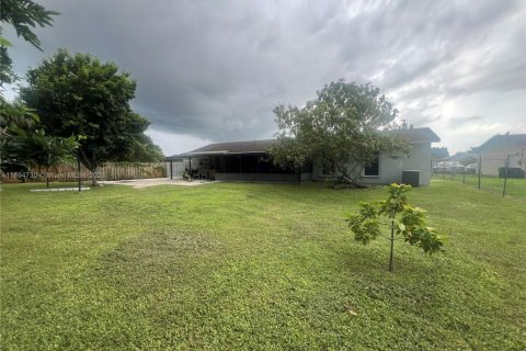 Casa en alquiler en Homestead, Florida, 4 dormitorios, 136.75 m2 № 1949225 - foto 26