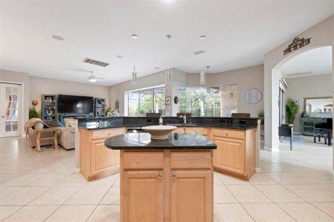 Casa en venta en Bradenton, Florida, 4 dormitorios, 280.1 m2 № 2234387 - foto 13