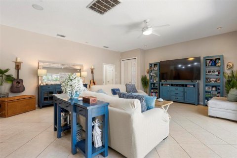 Casa en venta en Bradenton, Florida, 4 dormitorios, 280.1 m2 № 2234387 - foto 23