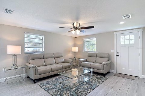 Villa ou maison à vendre à Hudson, Floride: 2 chambres, 75.44 m2 № 2206907 - photo 3