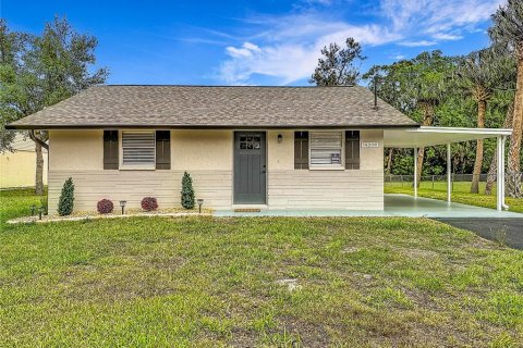 House in Hudson, Florida 2 bedrooms, 75.44 sq.m. № 2206907