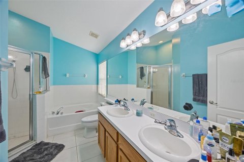 House in Ruskin, Florida 4 bedrooms, 166.3 sq.m. № 1913157 - photo 13