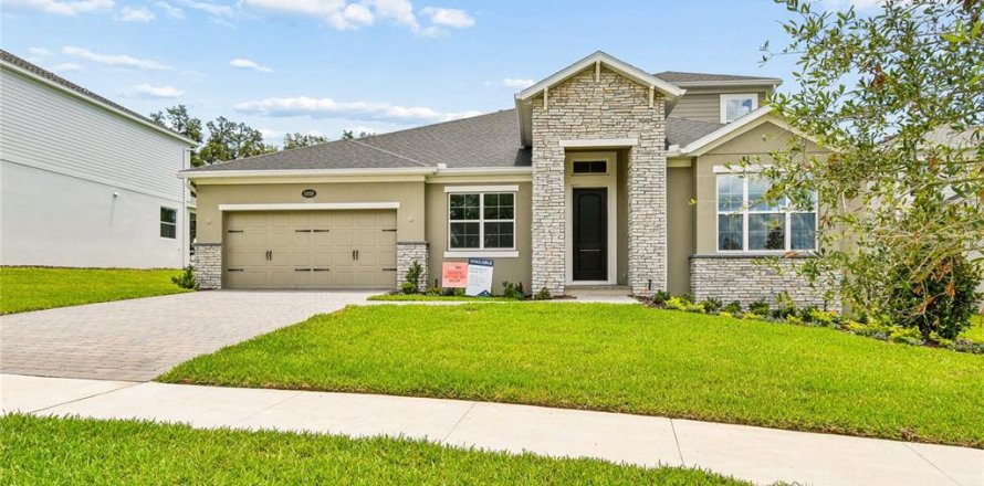 House in Apopka, Florida 5 bedrooms, 323.76 sq.m. № 2237184