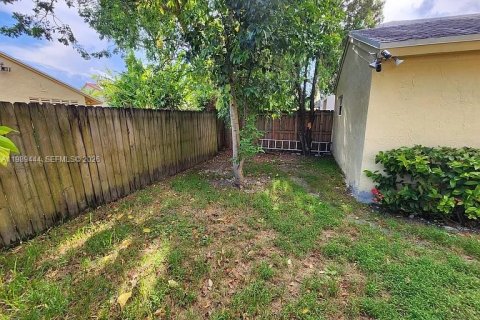 Villa ou maison à vendre à Miami, Floride: 3 chambres, 126.72 m2 № 2058111 - photo 21