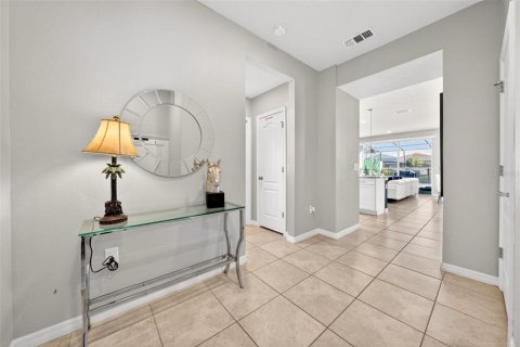 Townhouse in Davenport, Florida 5 bedrooms, 211.91 sq.m. № 2145374 - photo 11