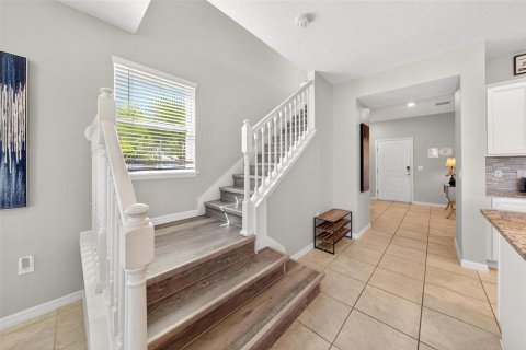 Townhouse in Davenport, Florida 5 bedrooms, 211.91 sq.m. № 2145374 - photo 28