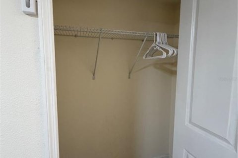 Villa ou maison à louer à Orlando, Floride: 1 chambre, 137.96 m2 № 2406886 - photo 6