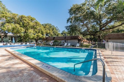 Copropriété à vendre à Dunedin, Floride: 2 chambres, 99.41 m2 № 2147805 - photo 30