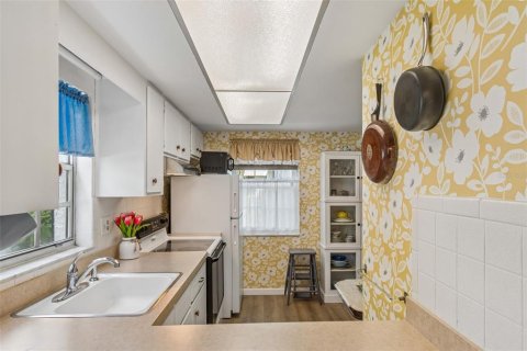 Copropriété à vendre à Dunedin, Floride: 2 chambres, 99.41 m2 № 2147805 - photo 7