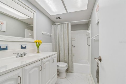 Copropriété à vendre à Dunedin, Floride: 2 chambres, 99.41 m2 № 2147805 - photo 16