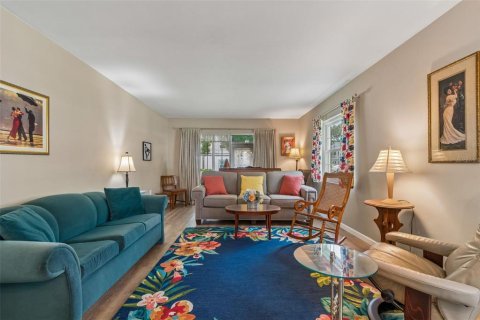Copropriété à vendre à Dunedin, Floride: 2 chambres, 99.41 m2 № 2147805 - photo 10