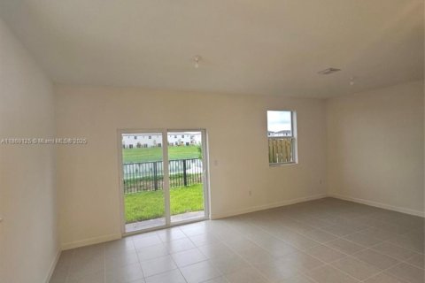 Townhouse in Homestead, Florida 3 bedrooms, 157.66 sq.m. № 1896615 - photo 5