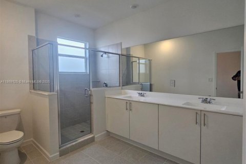 Townhouse in Homestead, Florida 3 bedrooms, 157.66 sq.m. № 1896615 - photo 9