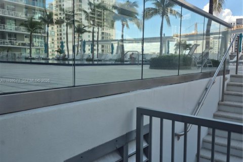 Appartement à louer à Miami, Floride: 1 chambre, 64.38 m2 № 1996984 - photo 19