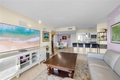 Купить кондоминиум в Майами, Флорида 3 спальни, 146.32м2, № 2024379 - фото 25