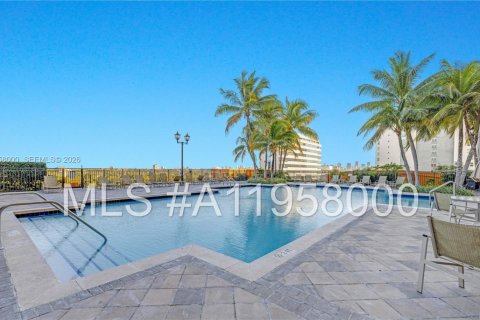 Купить кондоминиум в Майами, Флорида 3 спальни, 146.32м2, № 2024379 - фото 21