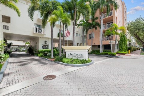 Copropriété à louer à Miami Beach, Floride: 2 chambres, 154.22 m2 № 1834347 - photo 2