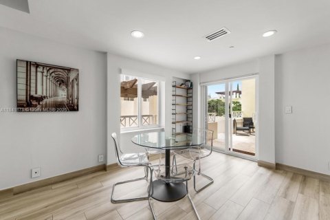 Copropriété à louer à Miami Beach, Floride: 2 chambres, 154.22 m2 № 1834347 - photo 16