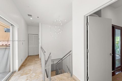 Copropriété à louer à Miami Beach, Floride: 2 chambres, 154.22 m2 № 1834347 - photo 21