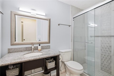 Condo in Dunedin, Florida, 2 bedrooms № 2384220 - photo 20