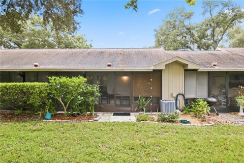 Condo in Dunedin, Florida, 2 bedrooms № 2384220 - photo 25