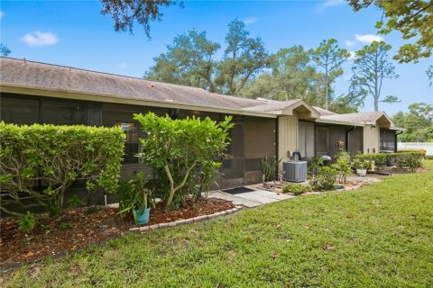 Condo in Dunedin, Florida, 2 bedrooms № 2384220 - photo 30