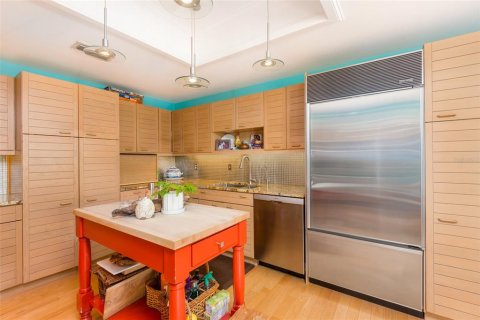 Adosado en venta en Tampa, Florida, 3 dormitorios, 239.22 m2 № 2355137 - foto 14