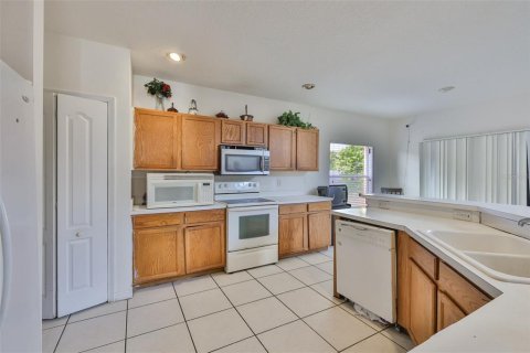 House in Ruskin, Florida 4 bedrooms, 182.37 sq.m. № 2124723 - photo 9