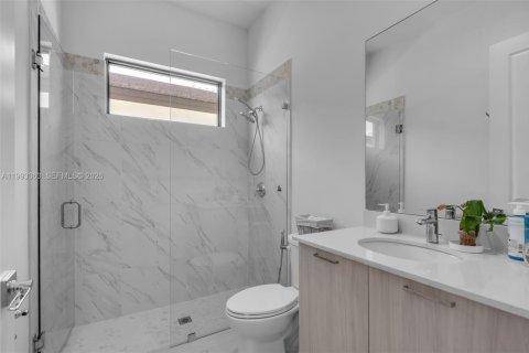 Villa ou maison à vendre à Doral, Floride: 4 chambres, 319.21 m2 № 2055898 - photo 28