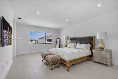 Villa ou maison à vendre à Doral, Floride: 4 chambres, 319.21 m2 № 2055898 - photo 11