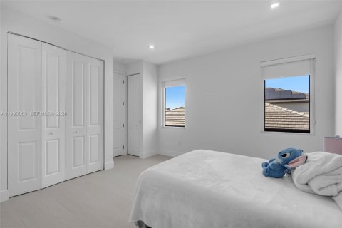 Villa ou maison à vendre à Doral, Floride: 4 chambres, 319.21 m2 № 2055898 - photo 22