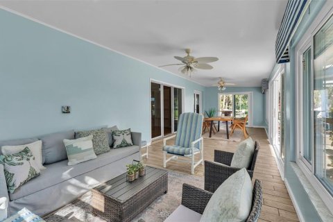 Casa en venta en Lakeland, Florida, 5 dormitorios, 420.1 m2 № 1524163 - foto 29